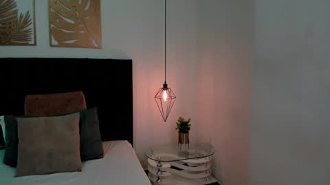 Snapshot of kalimonroee chatting on 02.06.25 KaliMonroe online show from 02.06.25