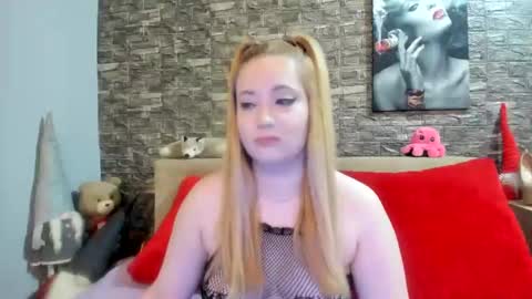 Snapshot of kalindahot chatting on 02.14.25 kalindahot online show from 02.14.25