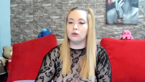 Snapshot of kalindahot chatting on 10.22.25 kalindahot online show from 10.22.25