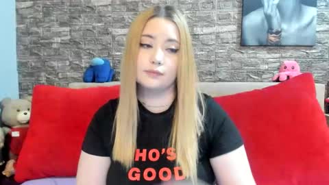 Snapshot of kalindahot chatting on 10.28.25 kalindahot online show from 10.28.25