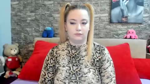 Snapshot of kalindahot chatting on 10.31.25 kalindahot online show from 10.31.25