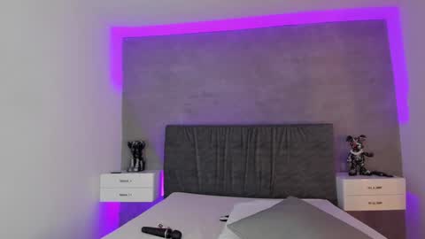 Carolina   online show from 12.21.24