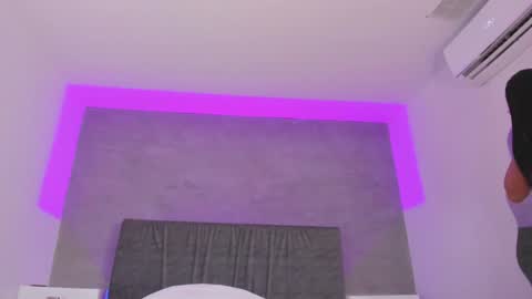 Carolina   online show from 01.16.25