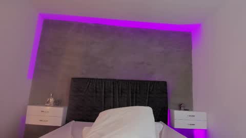 Carolina   online show from 03.12.25