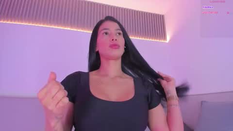 Carolina   online show from 11.26.25