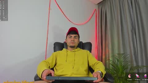 Snapshot of kalivan_voinesscu chatting on 10.06.25 K A L I online show from 10.06.25