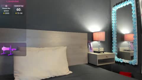 Snapshot of kallen_kozuky chatting on 11.05.25 KALLEN online show from 11.05.25