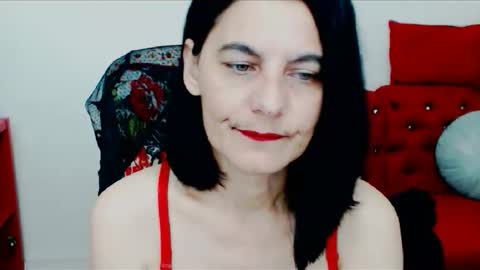 Snapshot of kalysta4u chatting on 10.21.25 kalysta4u - EX - Bestbangmilf online show from 10.21.25