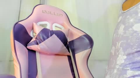 Snapshot of kamila_arias chatting on 02.03.25 online show from 02.03.25