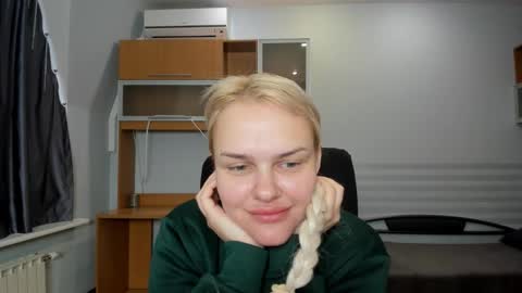 Camila online show from 11.26.25