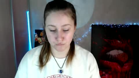 Snapshot of kamilla_love_ chatting on 05.01.26 kamilla_love_ online show from 05.01.26