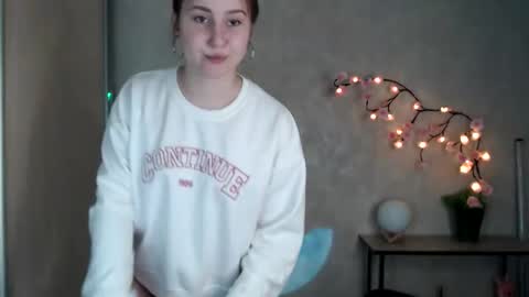 Snapshot of kamilla_love_ chatting on 05.07.26 kamilla_love_ online show from 05.07.26