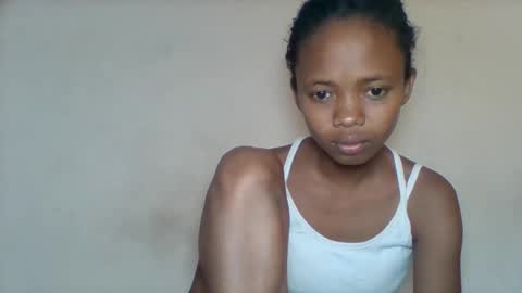 kamillah69 online show from 11.30.25