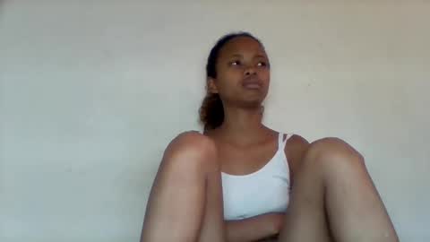 kamillah69 online show from 12.02.25