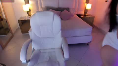 Kamila online show from 01.24.25