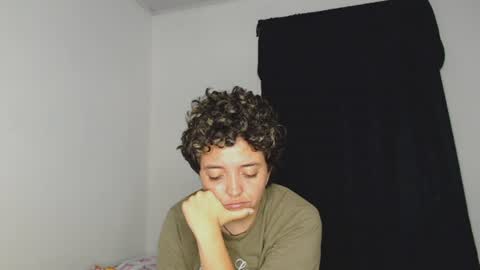 Snapshot of kammy_cami chatting on 07.17.26 kammy y camila online show from 07.17.26