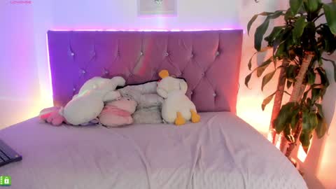  Kanao uwu online show from 12.27.24