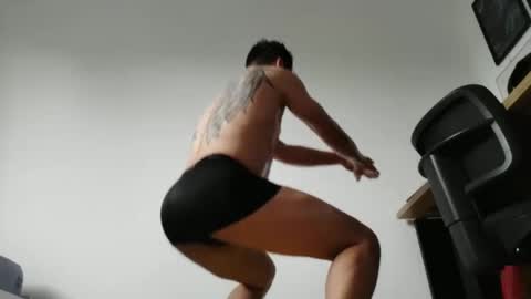 Kanaua Taiguara online show from 12.15.24