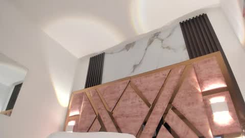 Snapshot of kandy_bronw chatting on 10.22.25 Kandy online show from 10.22.25