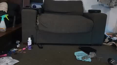 Snapshot of kandydreamss chatting on 10.17.25 Kandy Dreams online show from 10.17.25