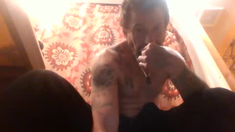 Snapshot of kaneisyours2420 chatting on 12.12.24 Tucker online show from 12.12.24