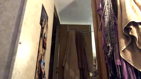 Tucker online show from 10.29.25