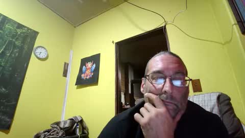 Snapshot of kansasfarmer1 chatting on 12.21.25 kansasfarmer1 online show from 12.21.25