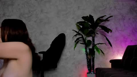 Emma online show from 12.01.25