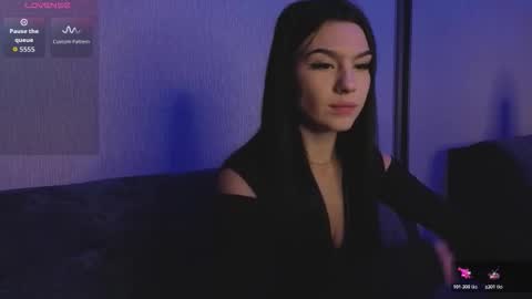 kara_life online show from 10.20.25