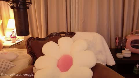 I am here around 5am GMT karathemagic online show from 12.21.25