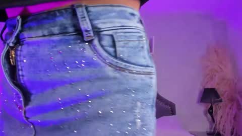 Karely online show from 02.21.26