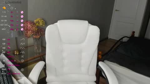 Karen online show from 10.05.25