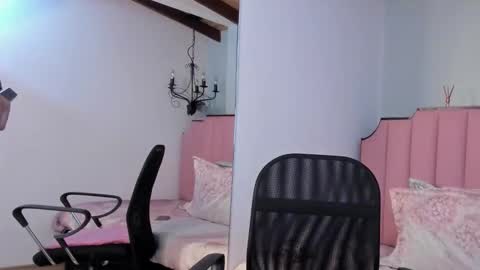 Karen online show from 10.15.25