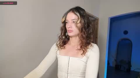 Karen Arango online show from 07.18.26