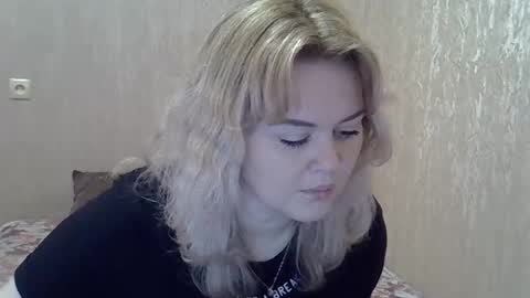 karennelsonx online show from 12.31.24