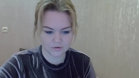 karennelsonx online show from 02.24.25