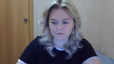 karennelsonx online show from 01.17.26