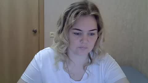 karennelsonx online show from 06.20.26
