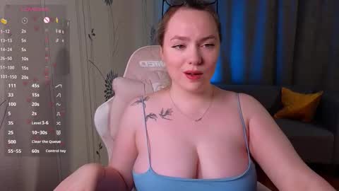 Karoline online show from 10.22.25