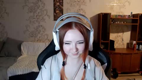 Lisa Backler online show from 09.23.25