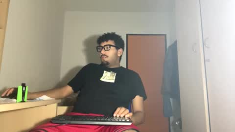 karim03larbi online show from 03.05.25