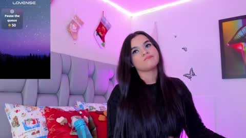 Snapshot of karin_grey69 chatting on 12.02.24 Karin online show from 12.02.24