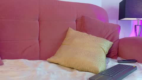 karina online show from 04.15.26