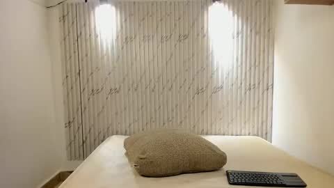 karina_aurora online show from 12.21.25