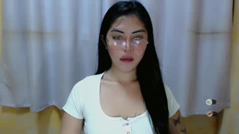 I AM BELLE online show from 12.21.24