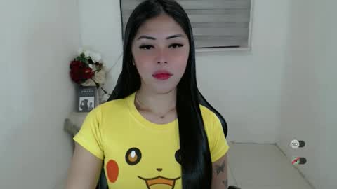 Snapshot of karina_fuckdoll chatting on 10.01.25 I AM BELLE online show from 10.01.25