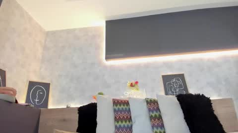 Kari online show from 03.15.26