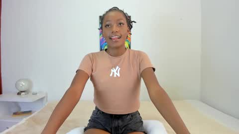 karina_lopez7 online show from 02.06.25