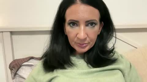Karina online show from 12.29.24