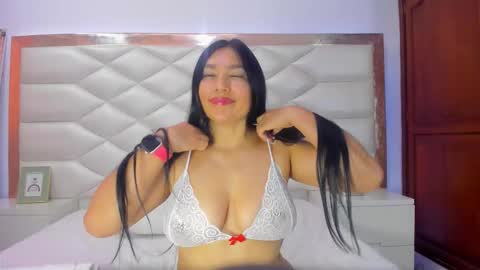 Karina Gomez online show from 09.24.25